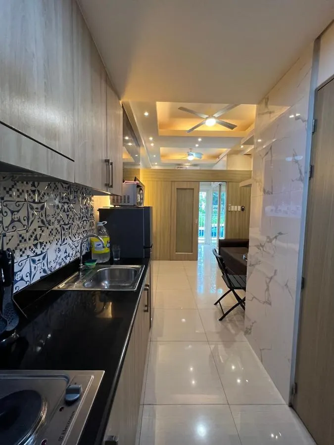 Condo In Pasay Aparthotel